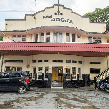 Hotel Jogja Bukittinggi Exterior photo